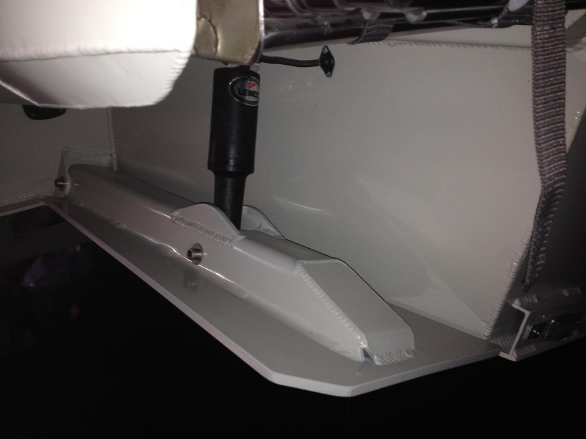 Транцевые плиты на Волжанке 46