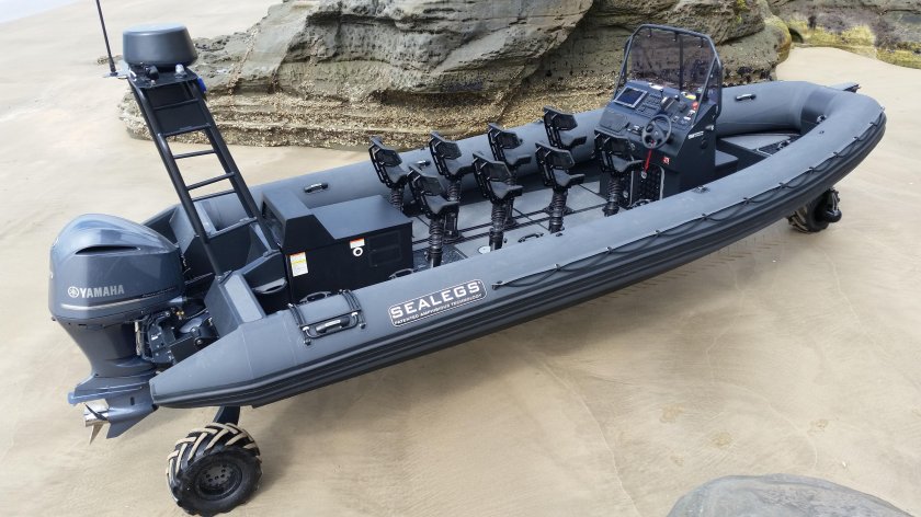 RHIB 700