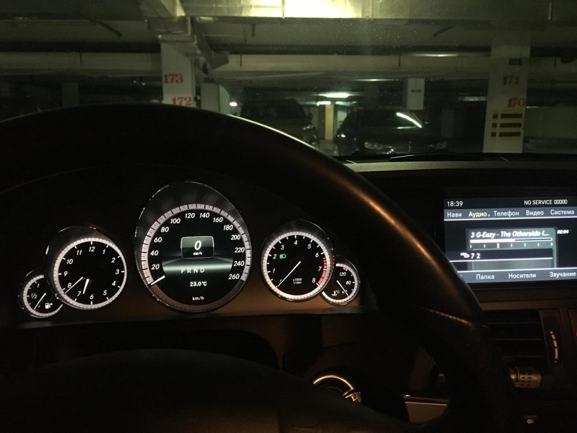 Мерседес приборная панель