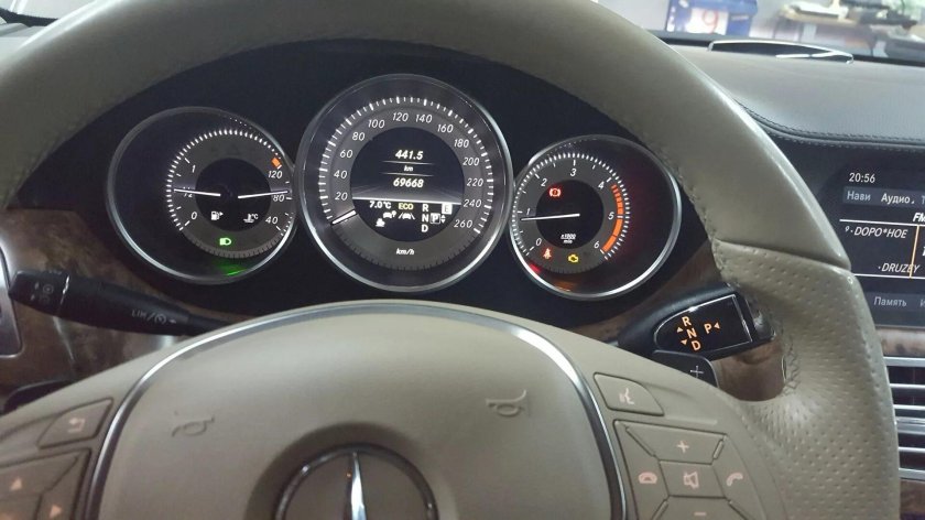 Чек на мерседесе