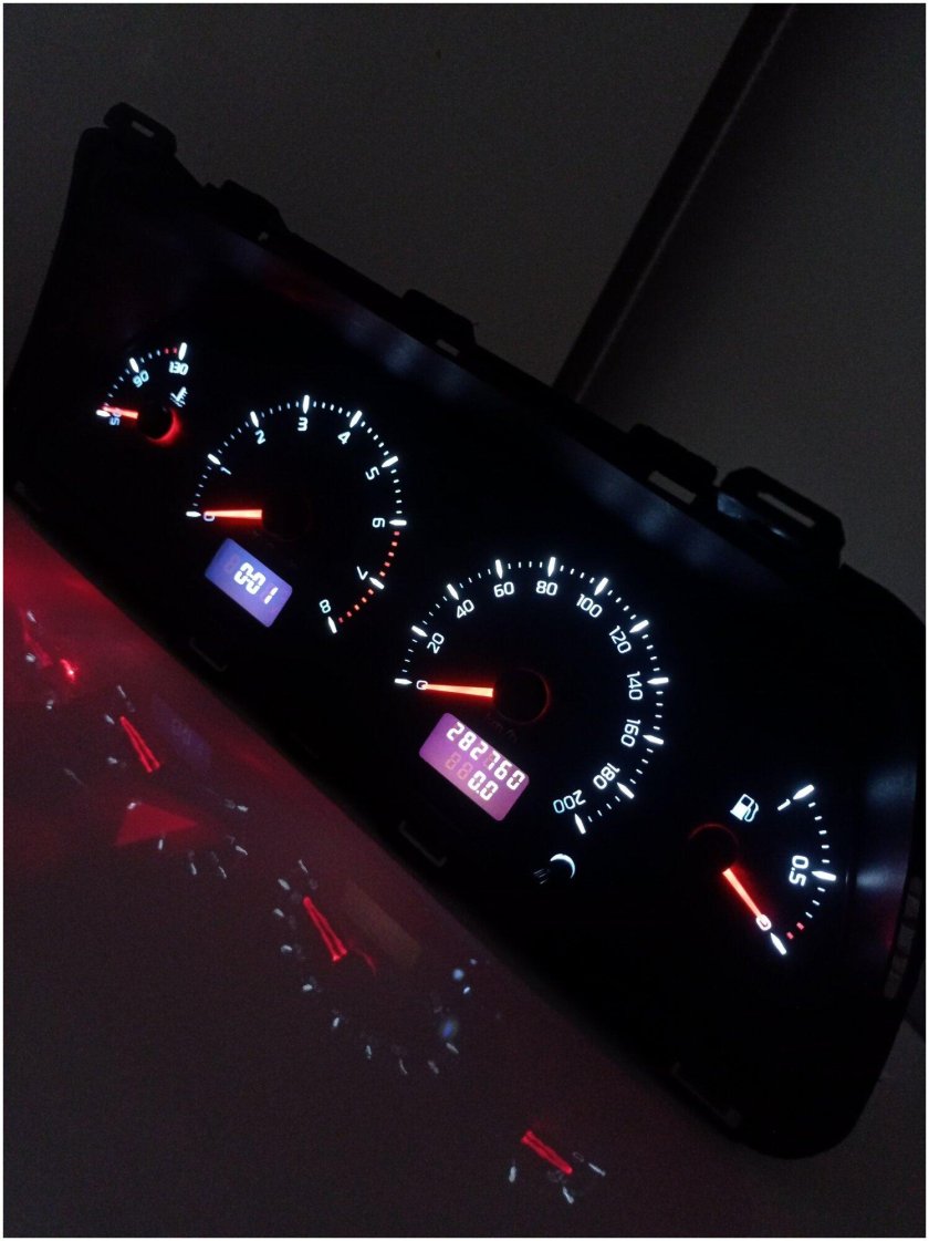 Приборная панель ВАЗ 2110