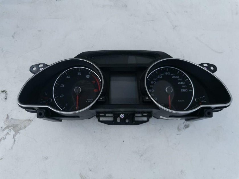 Audi a5 8t приборная панель