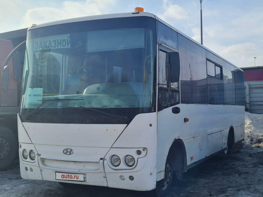 Автобус hyundai