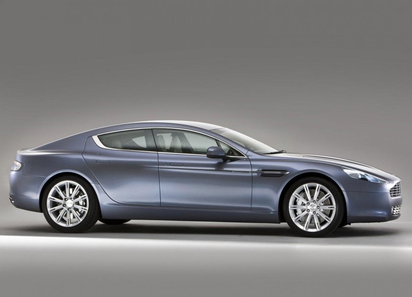 Aston Martin rapide 2010