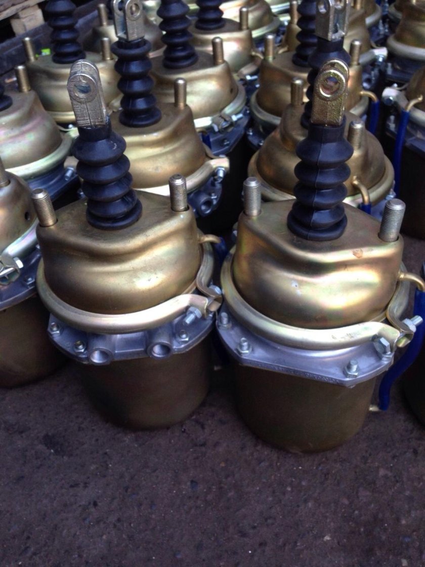 Запасные части для грузовиков