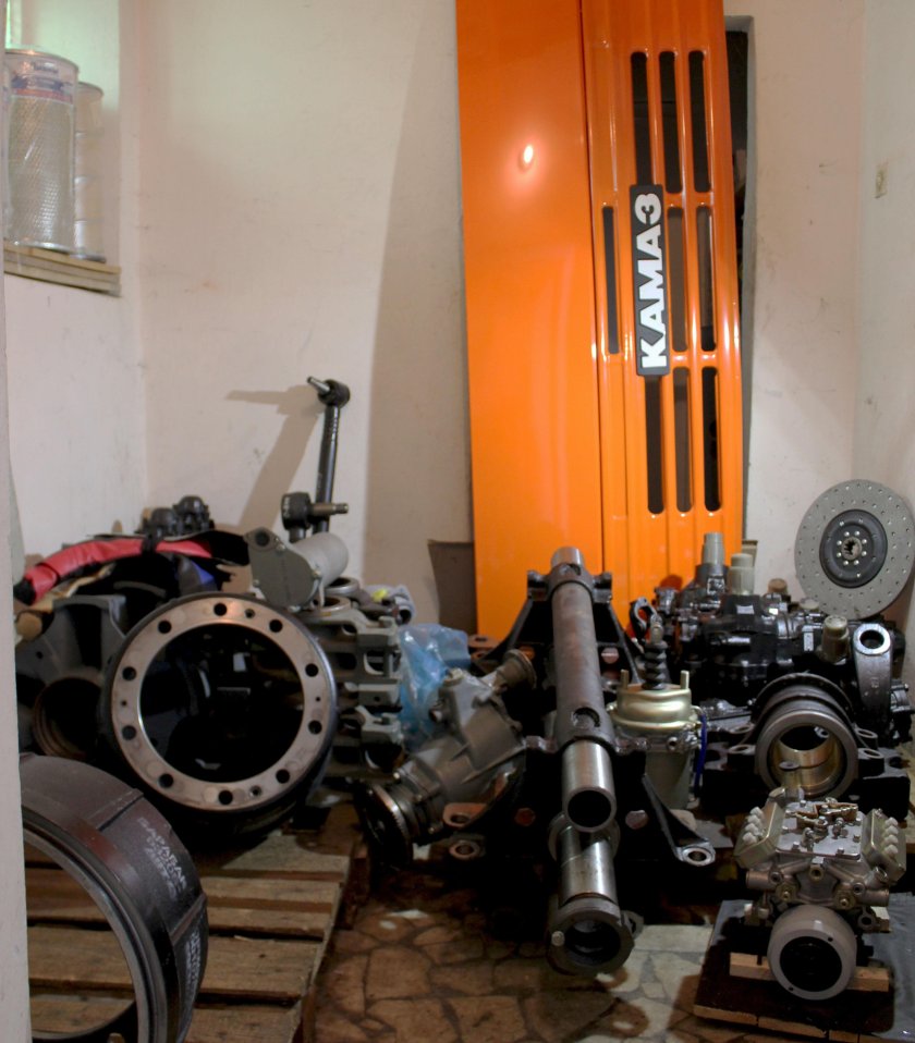 Запчасти КАМАЗ фото