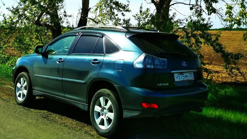 Лексус 330
