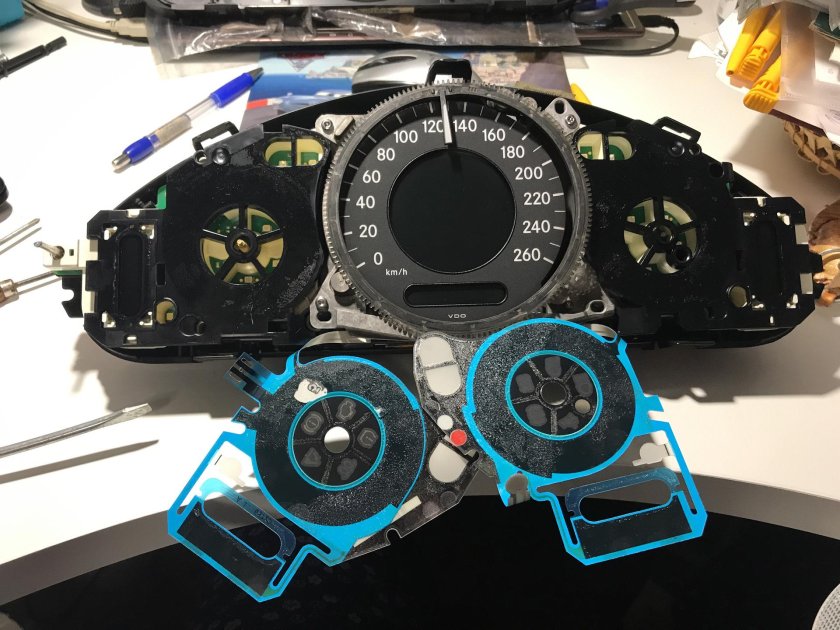 Панель приборов w211