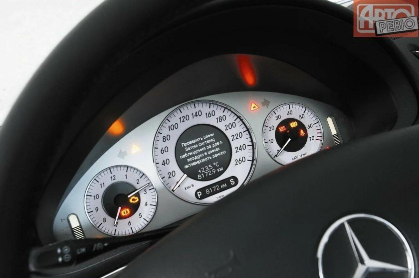Спидометр Мерседес 211