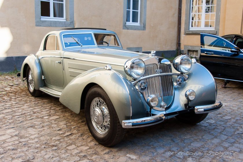Horch 853