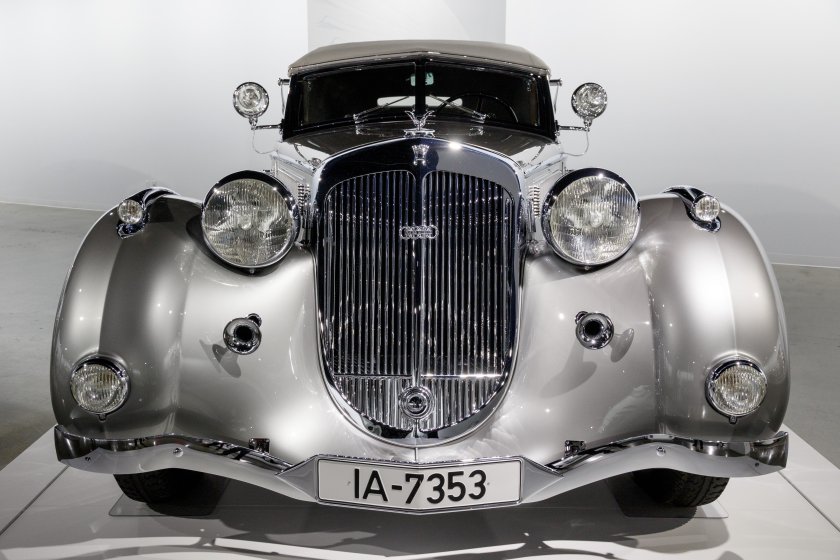 Horch 853 Sport Cabriolet