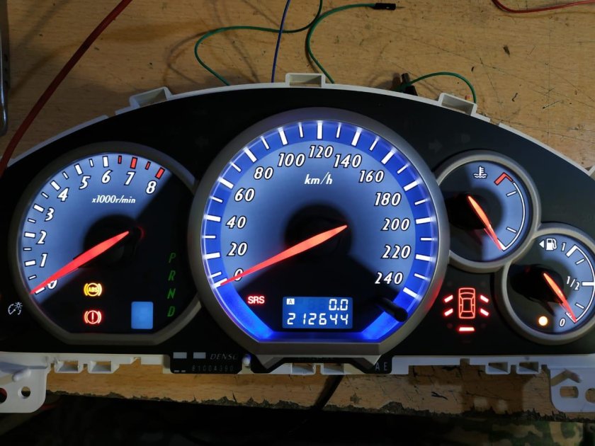 Приборная панель Grandis