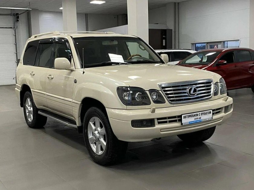 Лексус 470 2005