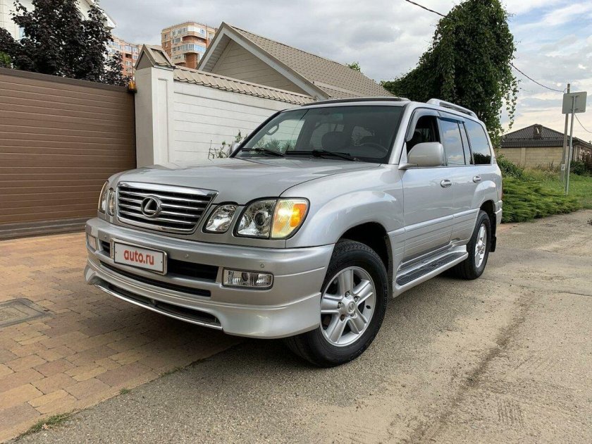 Лексус ЛХ 470 2005