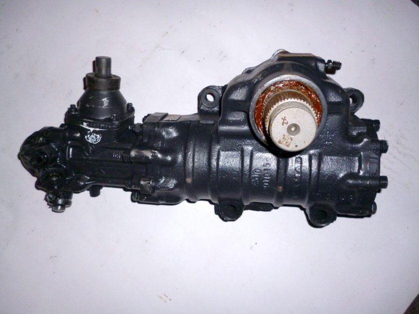 Механизм рулевой камаз