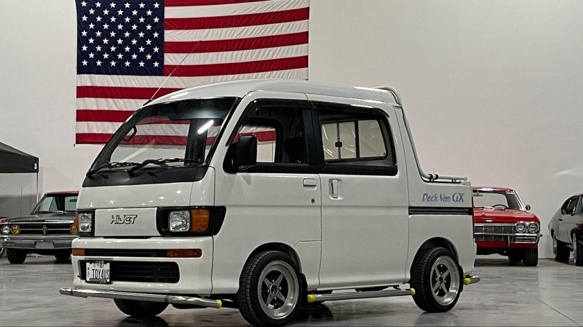 Daihatsu hijet deck van