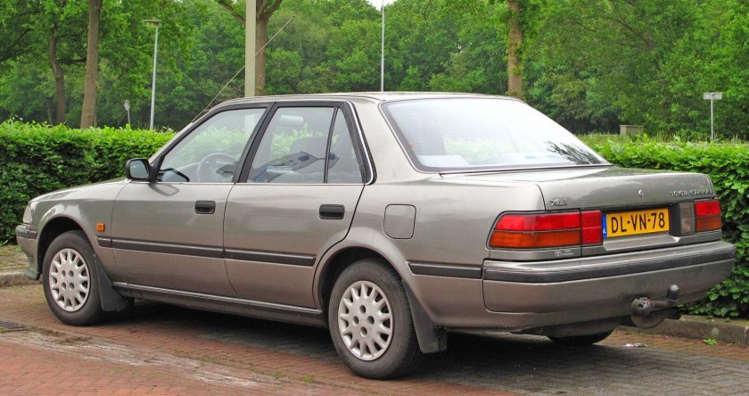 Toyota carina ii 1990