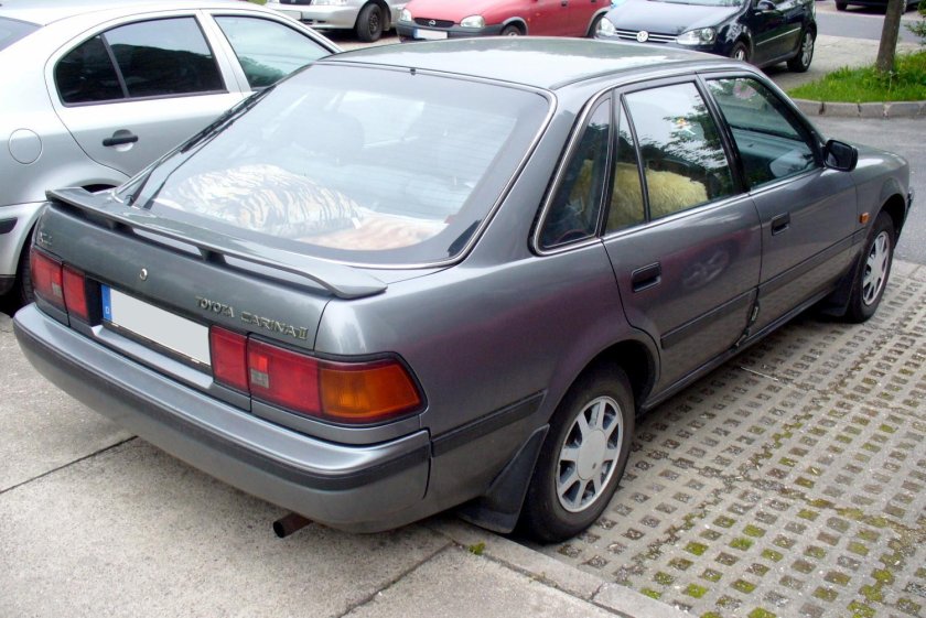 Toyota carina ii 1990