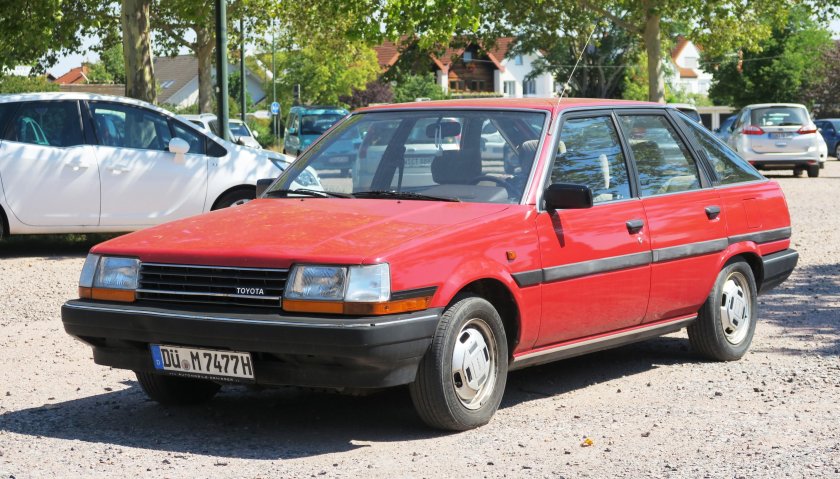 Toyota Carina t150