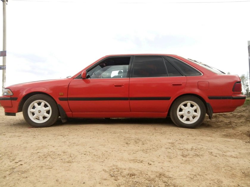 Toyota Carina 2 1991 хэтчбек