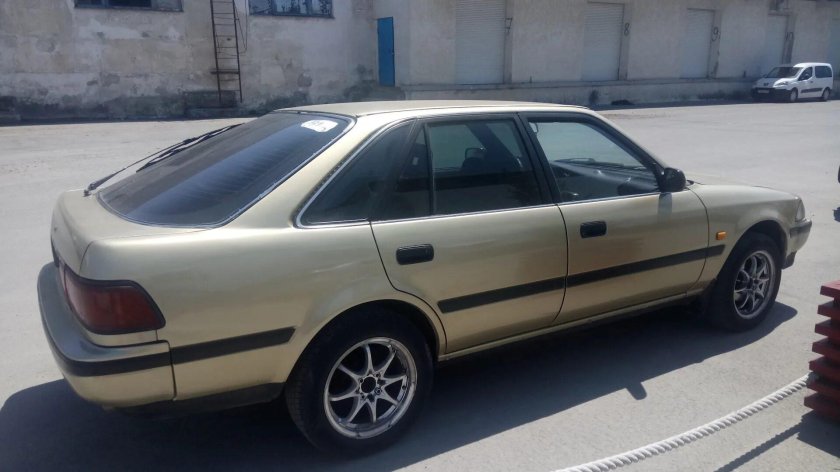 Toyota Carina t170