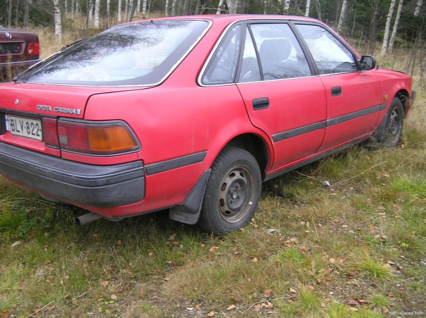 Тойота Карина 2 1989