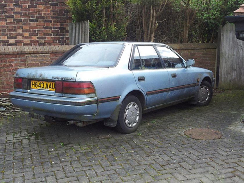 Тойота Carina II 1991