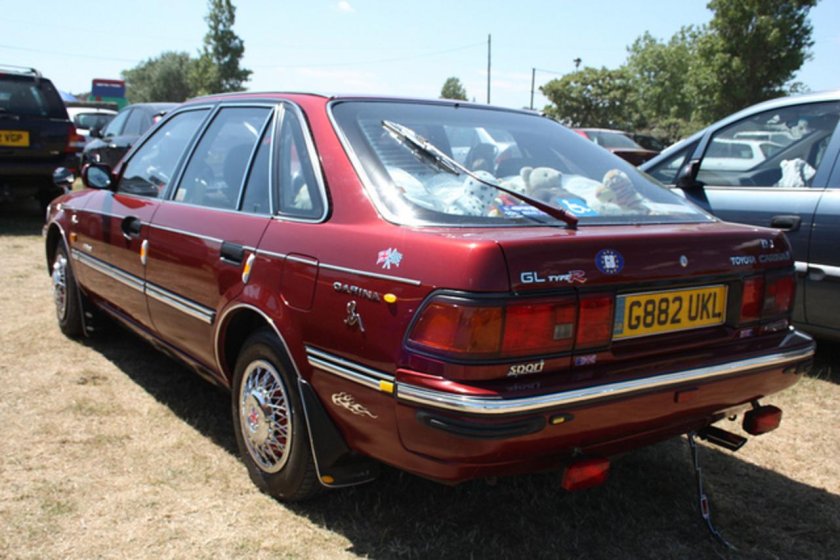 Toyota Carina II 1990