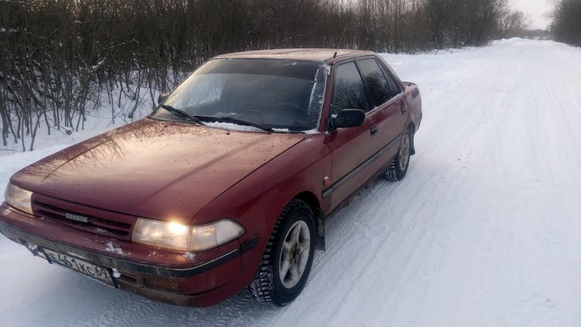 Тойота Карина 2 хэтчбек