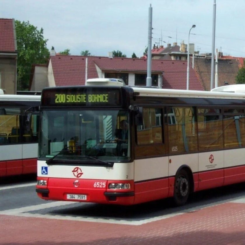 Автобусы Праги