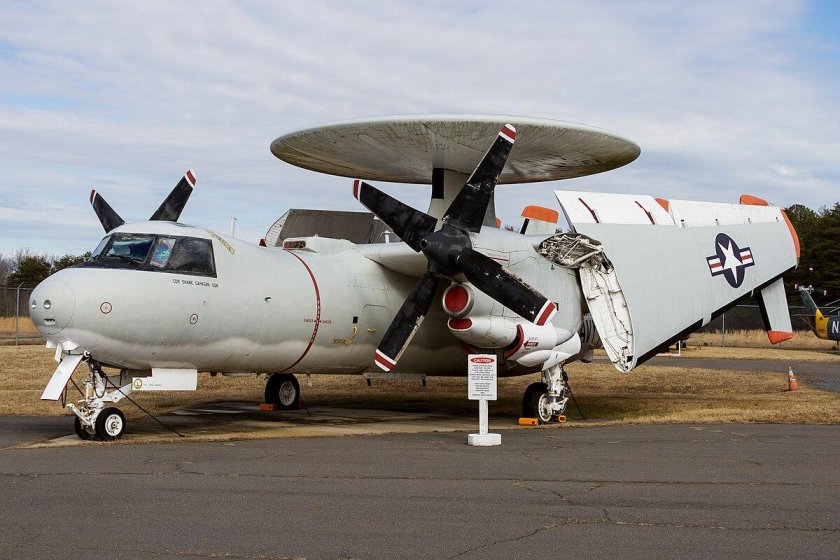 E-2 hawkeye