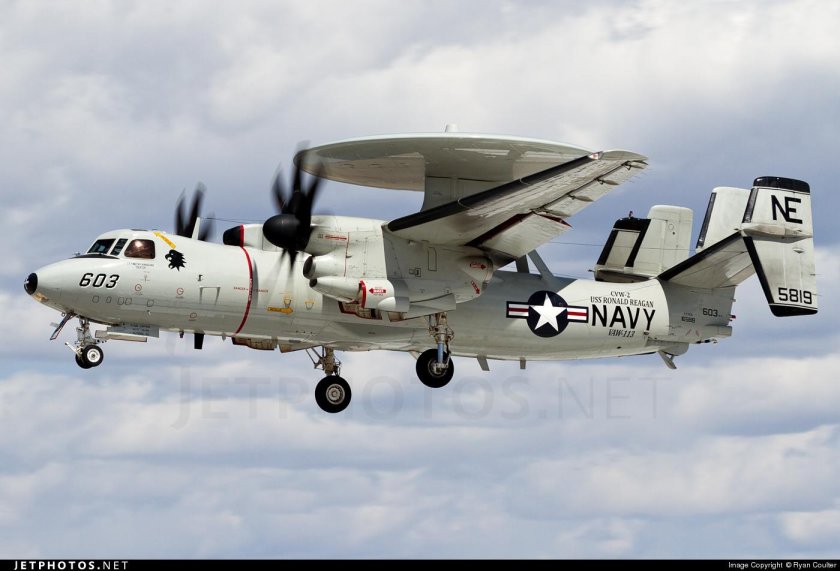 E-2b VAW-112