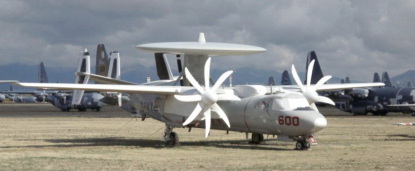 Grumman e-6 eyehawk inside