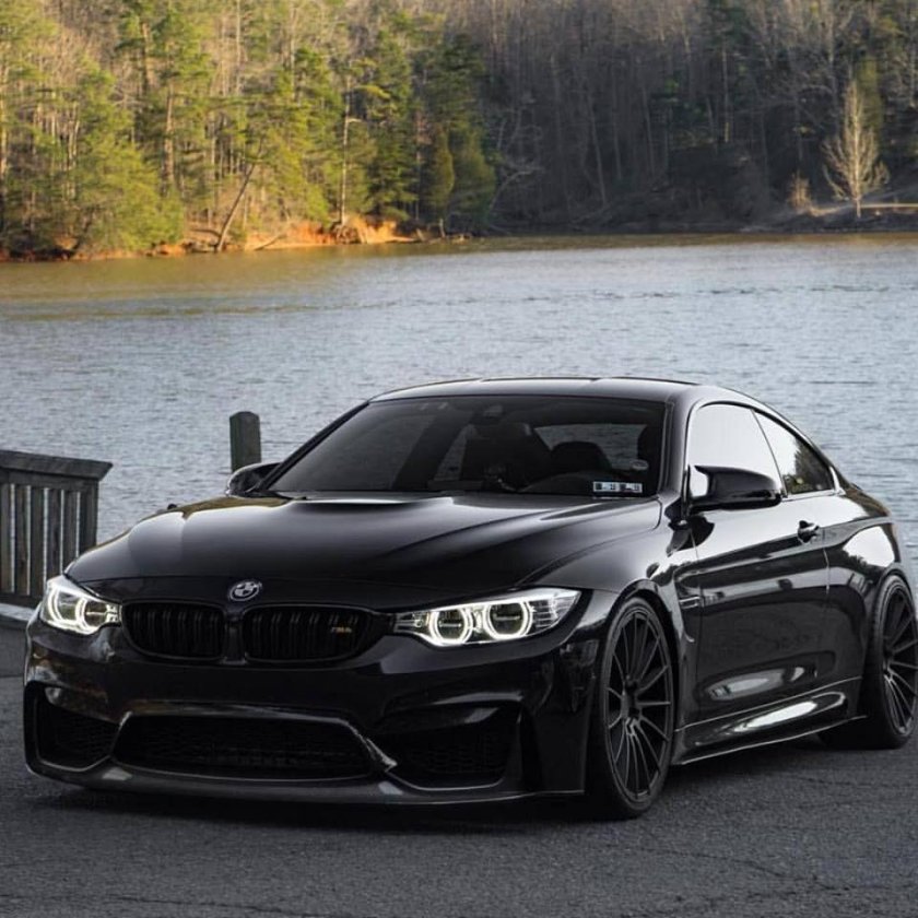 BMW m4 f82 Black