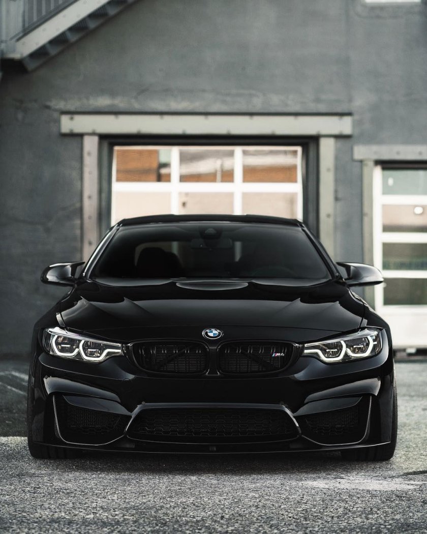 BMW m4 2021 черная