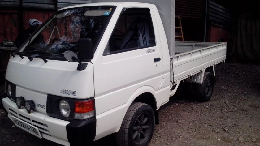 Nissan Vanette Truck