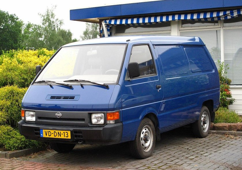 Nissan Vanette c22