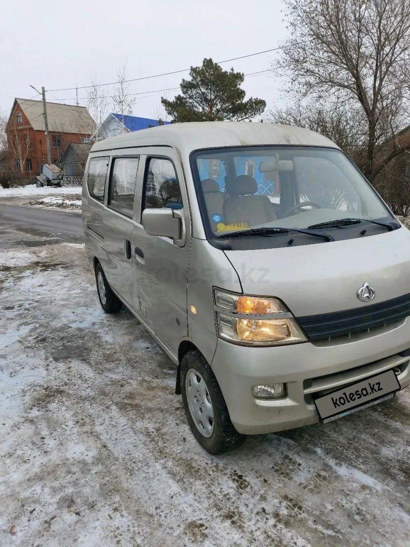 Чанган микроавтобус