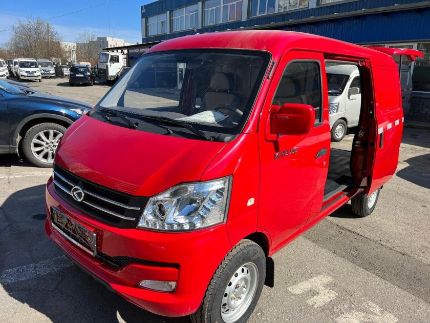 Цельнометаллические фургоны