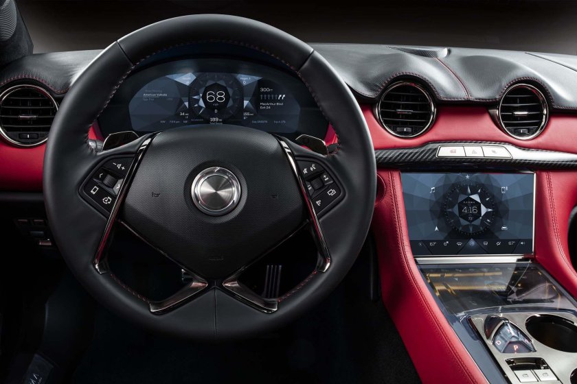 Fisker Karma салон