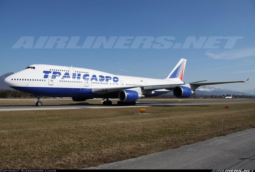 Боинг 747 трансаэро