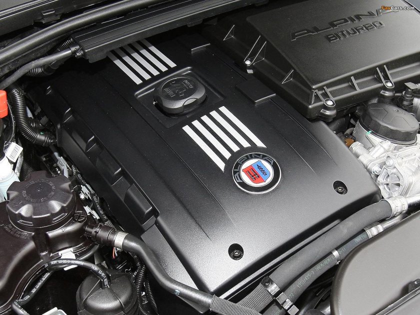 E90 моторный отсек