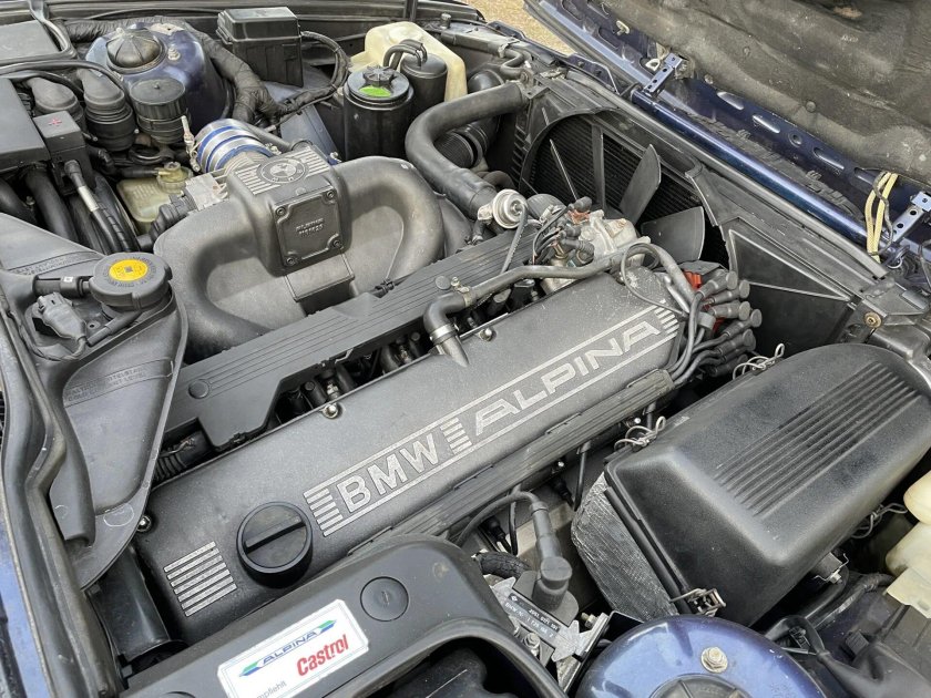 BMW e34 Alpina b10 Biturbo двигатель