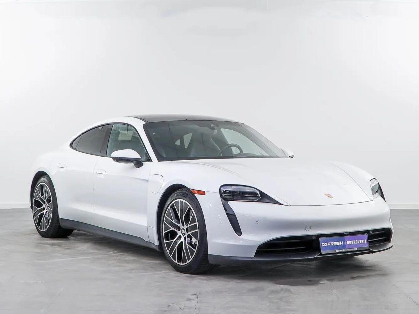 Porsche taycan 2021