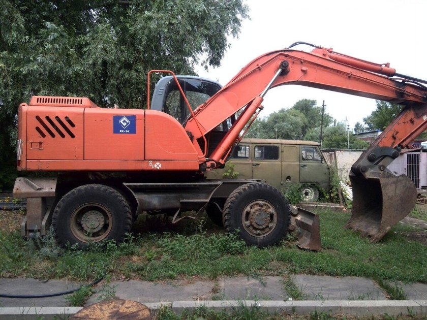Экскаватор ЕК 14 30