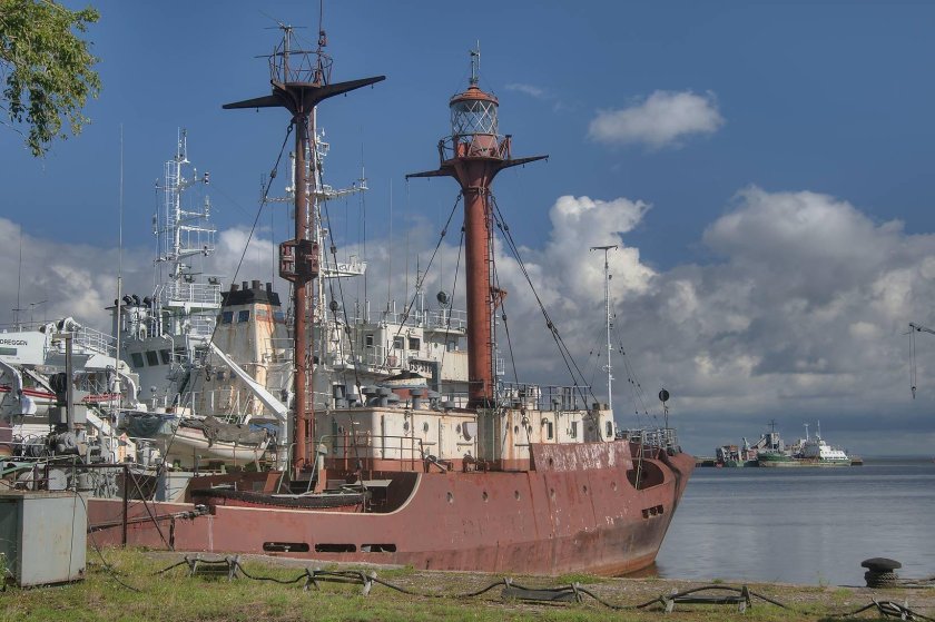 Плавучий маяк ирбенский