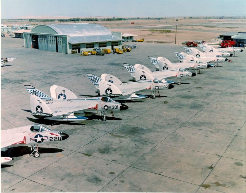 F4d-1 «СКАЙРЭЙ»