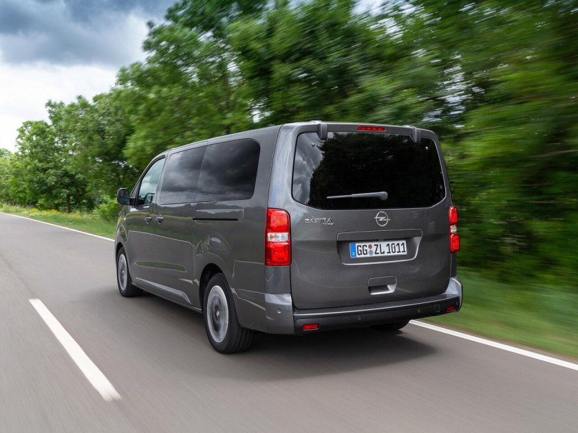 Минивэн Opel Zafira Life