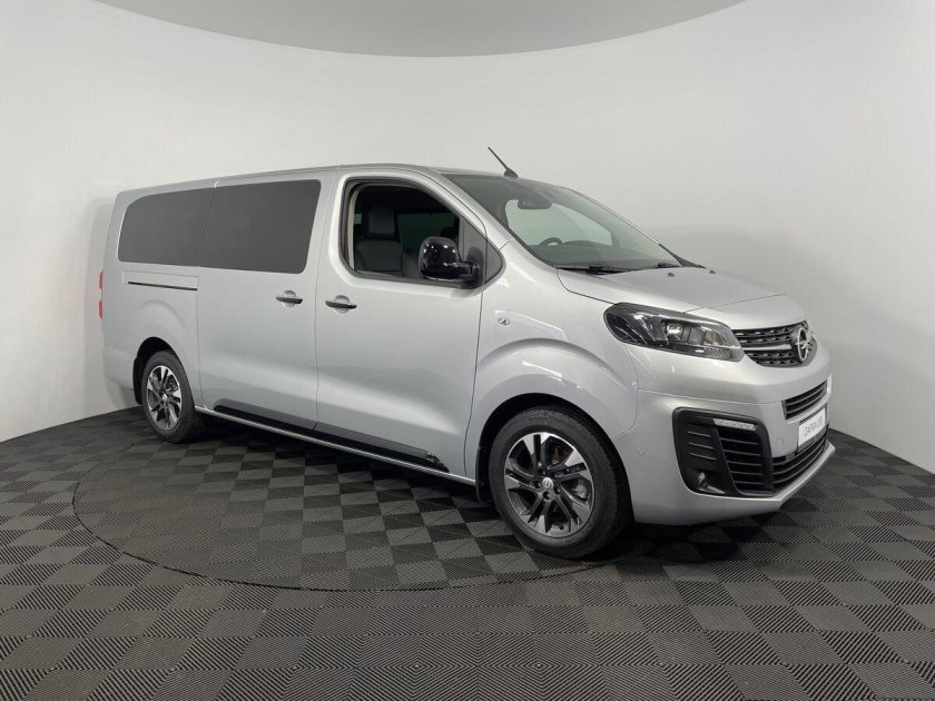 Опель зафира лайф