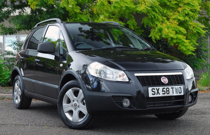 Сузуки сх4 и Фиат Седичи